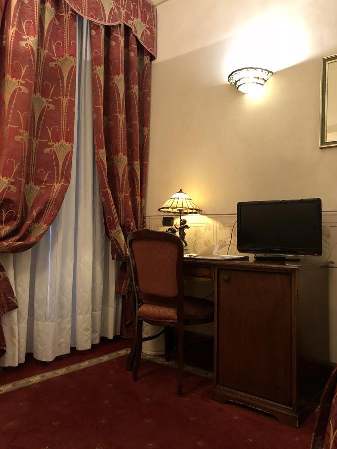 リバティ ホテル カターニア エクステリア 写真
