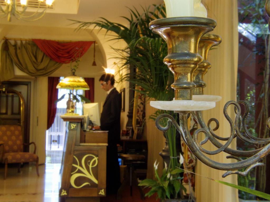 リバティ ホテル カターニア インテリア 写真